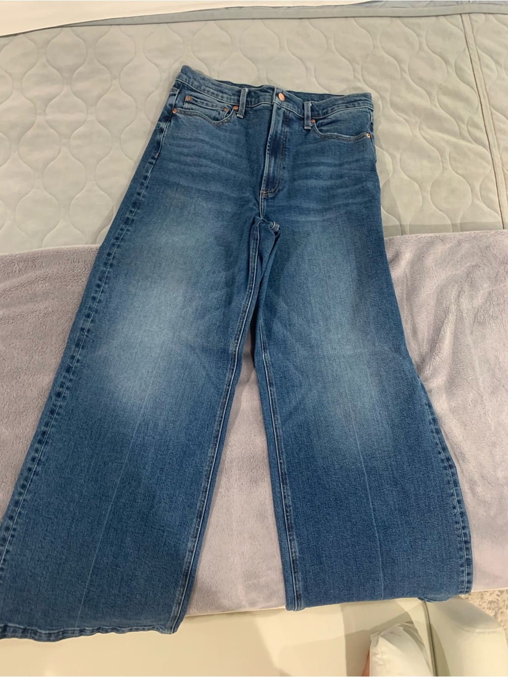 Classic Blue Wide-Leg Women’s Jeans